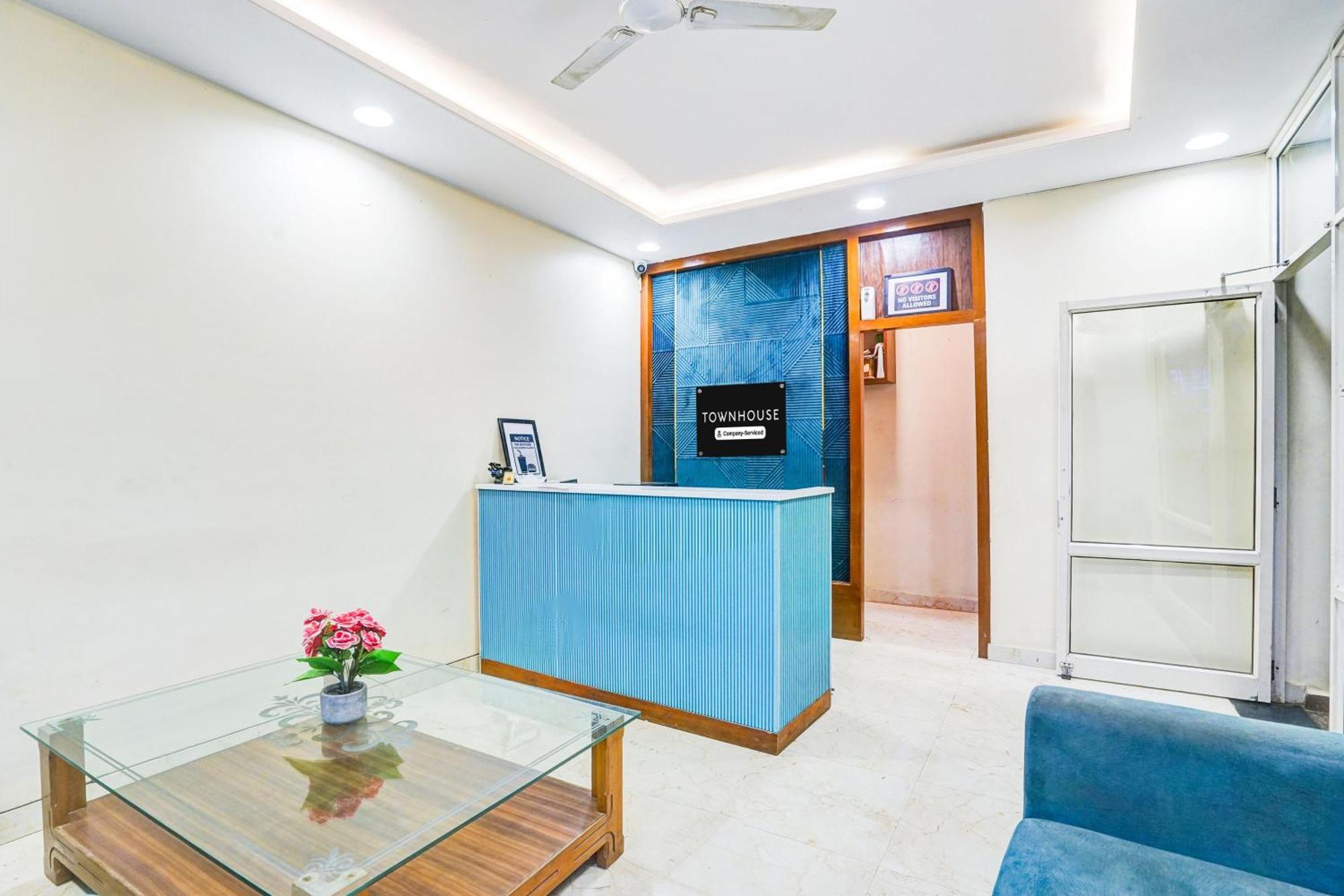 Super Townhouse Jagatpura Hotel Jaipur Exterior photo
